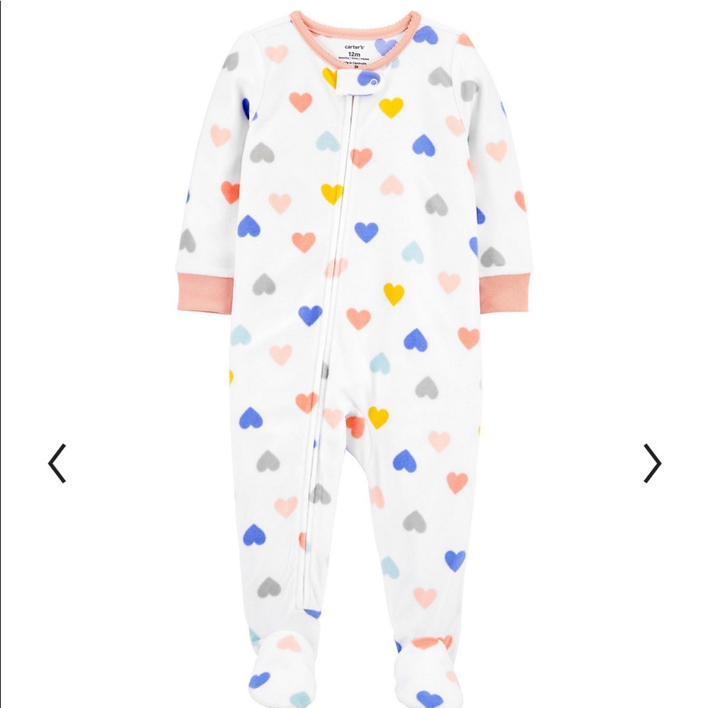 NWT Carter’s 24 month fleece heart footie pajamas